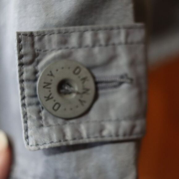 Vintage DKNY Classic Gray Utility Light Jacket Windbreaker Jacket Small - Picture 7 of 16